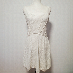 Max Studio Ivory Sleeveless Lace Dress